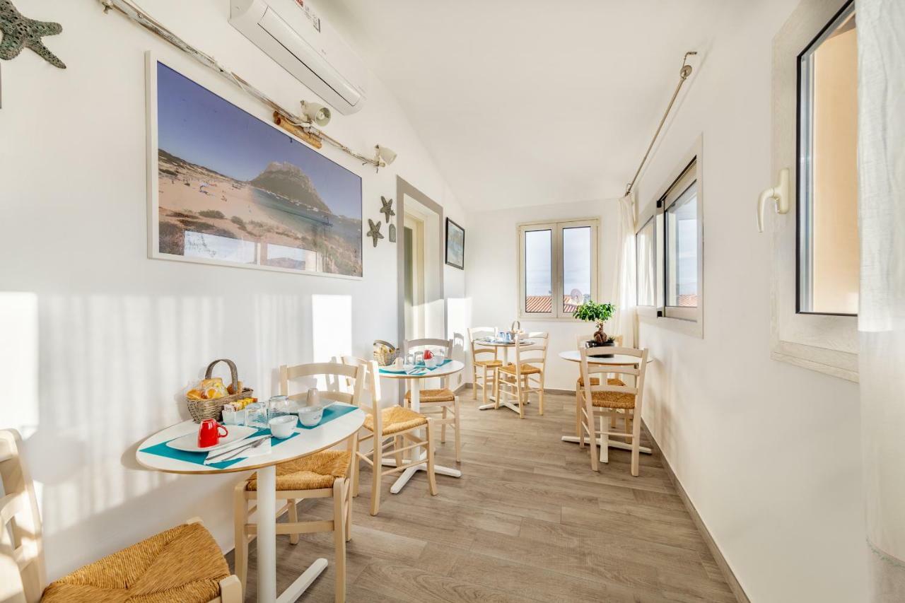 B&B Rotta Per Tavolara Porto San Paolo  Exterior foto