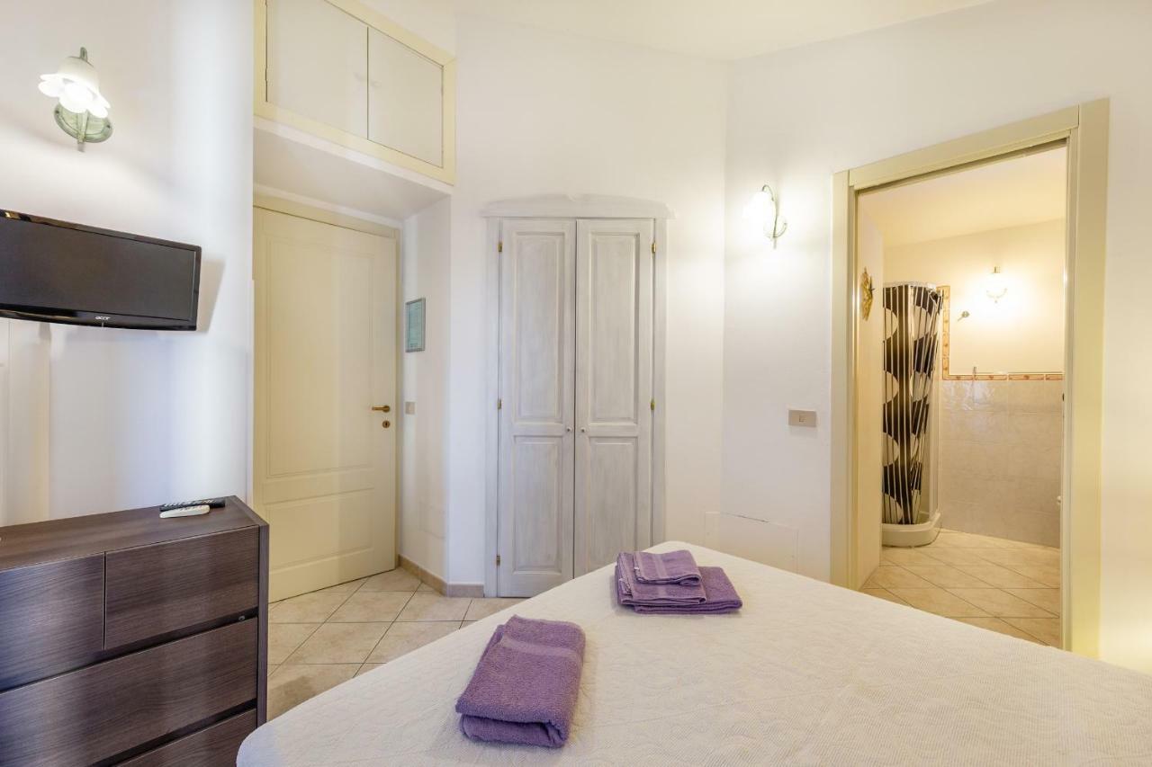 B&B Rotta Per Tavolara Porto San Paolo  Exterior foto